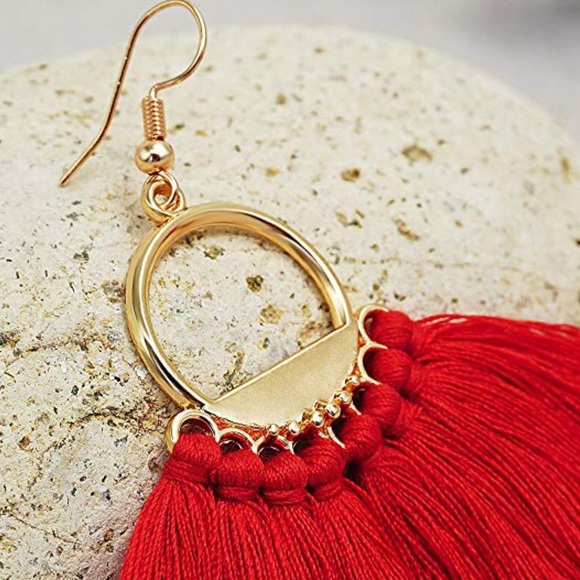 Red and gold fan shape tassel earring - Picture 3 of 4